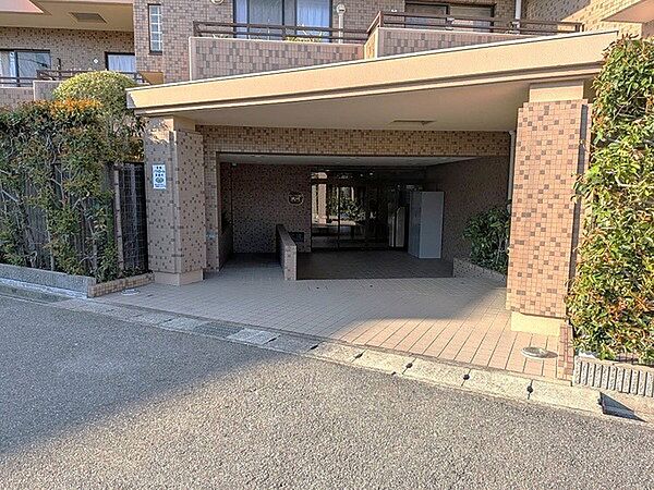 エントランスを拡大表示