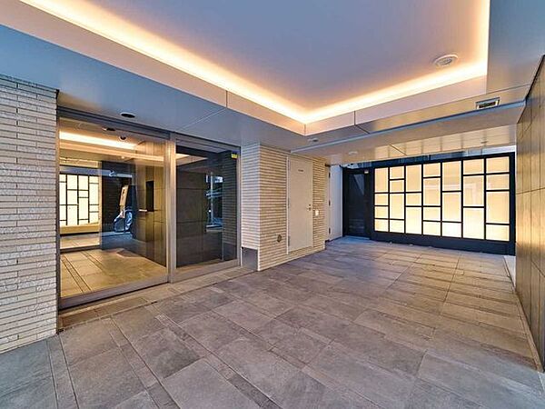 エントランスを拡大表示
