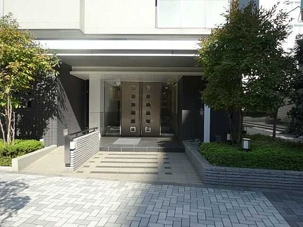 エントランスを拡大表示