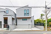 4号棟：写真中央（全4区画）