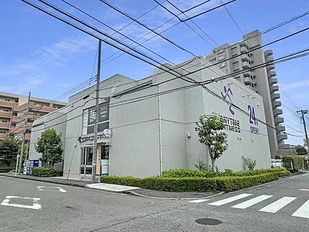 エニタイムフィットネス稲城店 310m