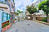 周辺：目黒区立駒場小学校 500m