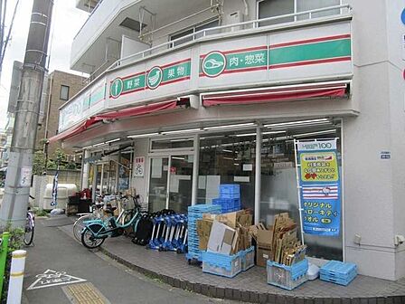  ローソンストア100　板橋三丁目店 220m