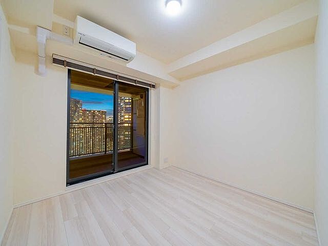 室内 DEUX　TOURS　CANAL＆SPA　EAST　ドゥトゥール 40階/-