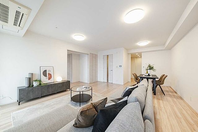 室内 ザ・パークハウス西新宿タワー60 13階/-