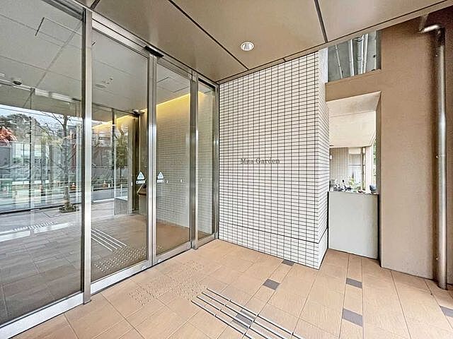 エントランス パークコート麻布十番三田ガーデン 6階/-