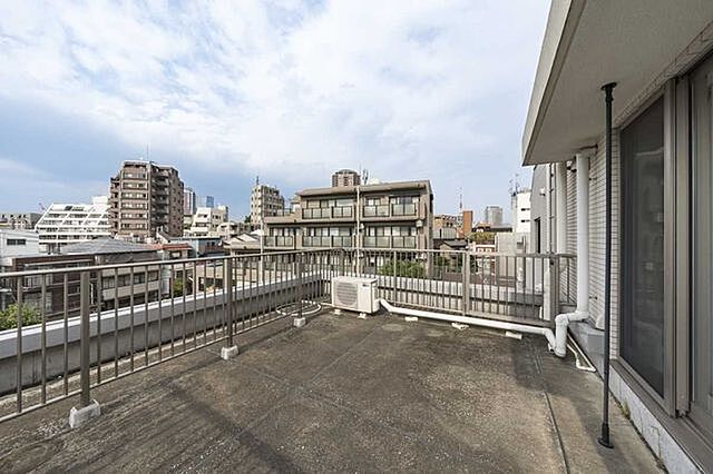 バルコニー スタイルハウス南麻布 5階/-