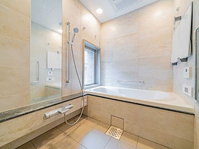 浴室 ロイヤルシーズン六本木 6階/-