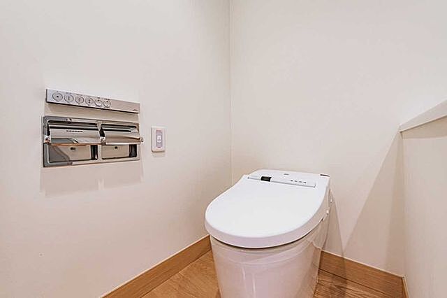 トイレ 元麻布ヒルズフォレストタワー 22階/-