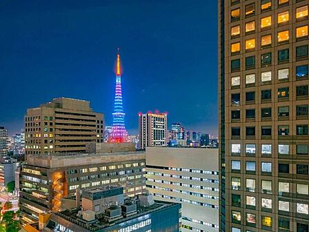 バルコニーから(夜景、ズームなし)