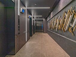 1階エレベーターホール