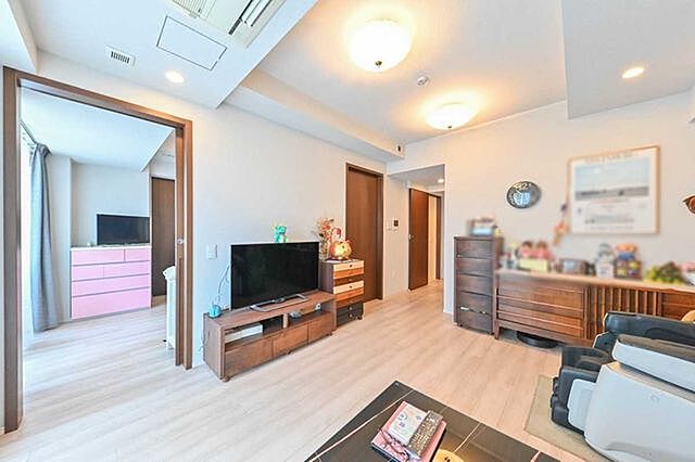 リビング/ダイニング プラウド恵比寿ヒルサイドガーデン 2階/-