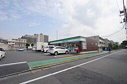 ファミリーマート杉並人見街道店 160m