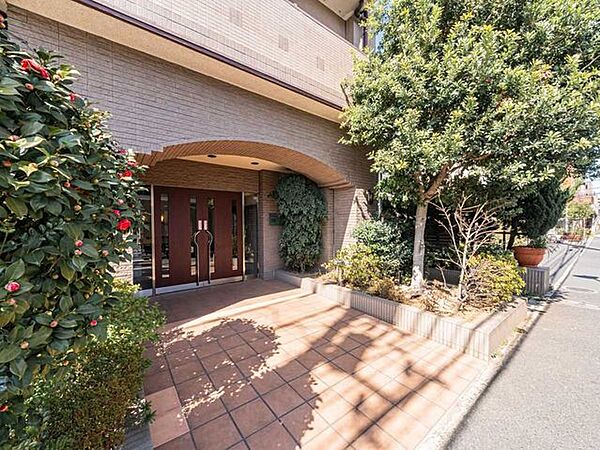 エントランスを拡大表示