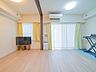 室内：LDKおよび洋室