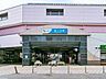周辺： 小田急小田原線「梅ヶ丘」駅 720m