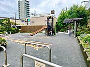 むさこぷらっと公園 300m