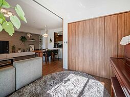 ※左奥：リビングダイニング(約15.3帖)