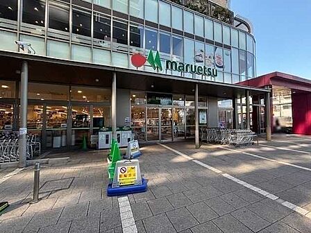 マルエツ金町店 10m