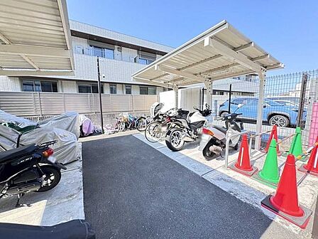 バイク置場