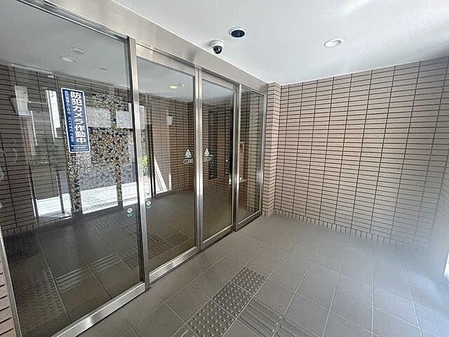 エントランス クレストコート中落合 2階/-