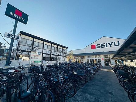 西友 中浦和店 1000m
