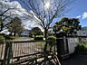周辺：萱田小学校 290m