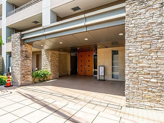 エントランス エフヴェール・ヒルズエアリーコート 7階/-