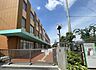周辺：三鷹市立第三小学校 900m