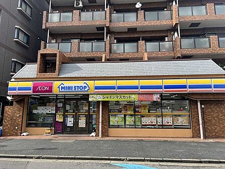 ミニストップ川崎大師駅前店 610m