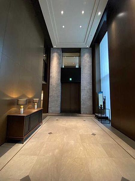 エントランスを拡大表示