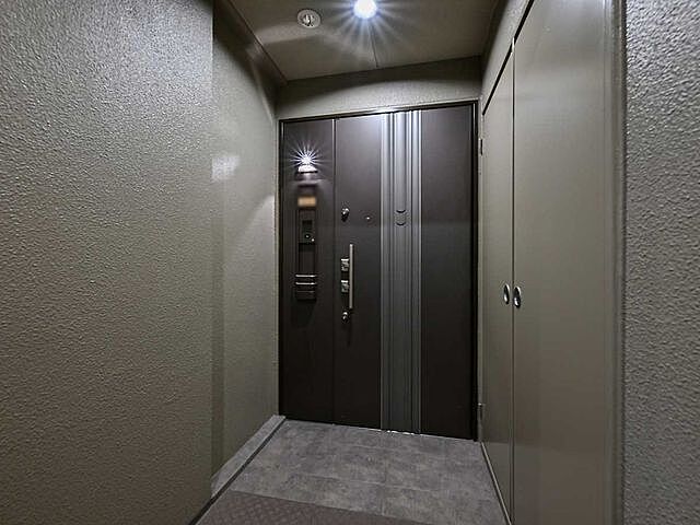 玄関 ローレルコート高倉 2階/-