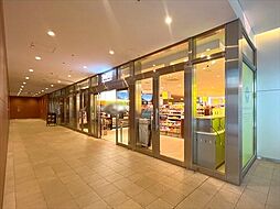 ファミマ仙石山森タワー店まで230m