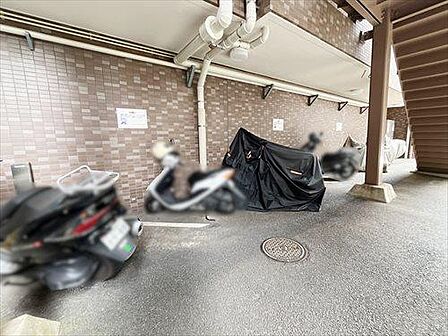 バイク置き場