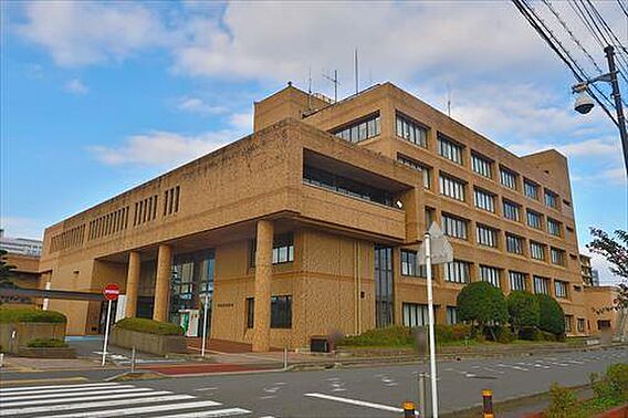 伊勢原市役所ま...