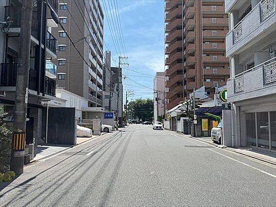 南西側前面道路...