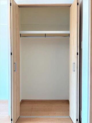 洋室約6帖クロ...