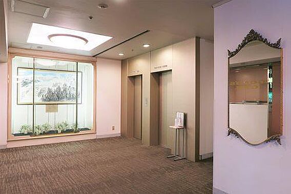 エントランスホ...