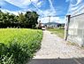 その他：北西側前面道路（2026年8月撮影）