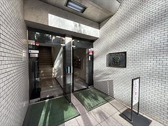 現地エントラン...