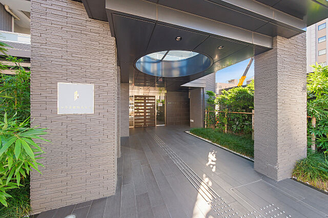 エントランス ルネ京都烏丸五条 6階/-