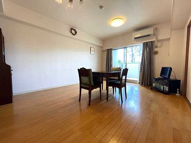 リビング/ダイニング アルスつくし野デュープレックスＤ棟 4階/-