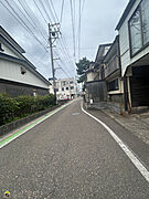 前面道路：幅員約6m