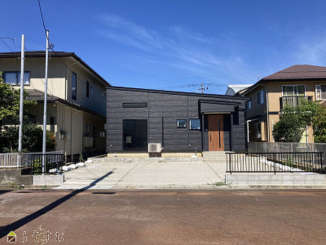 外観 三条市南四日町4丁目1144番5