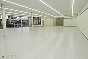 店内