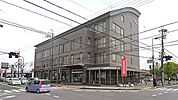 湖東信用金庫本店まで約1,180m