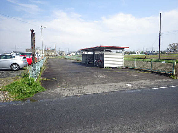 駐車場：敷地外駐車場