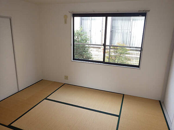 画像5:畳はご入居前に表替えしますのでご安心を。