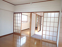 居間