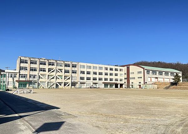 画像26:【中学校】犬山市立城東中学校まで5897ｍ